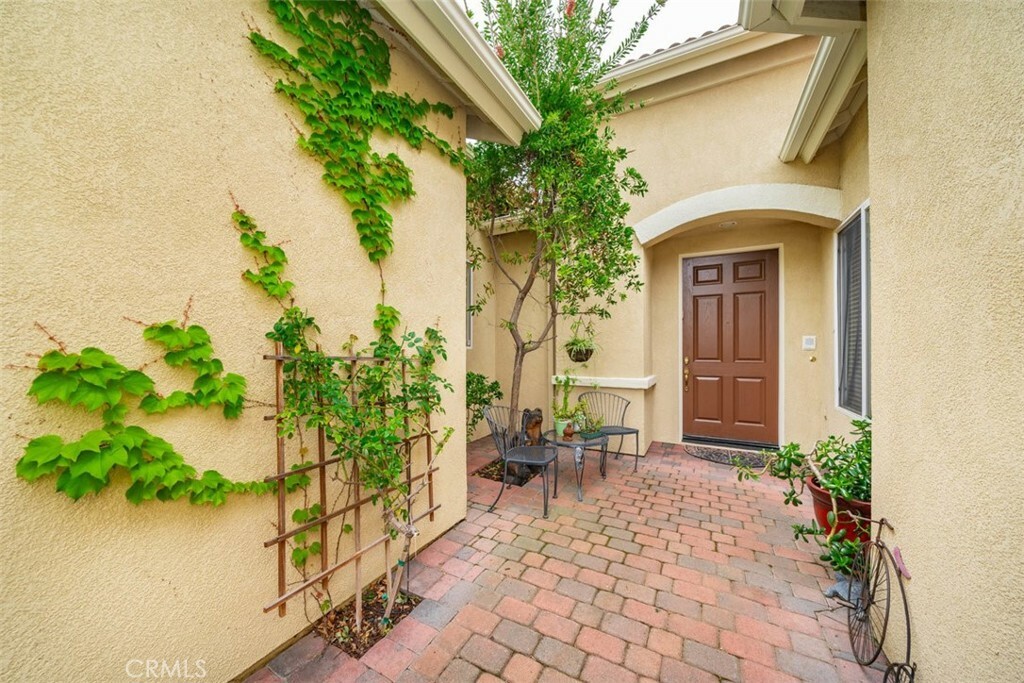 Property Photo:  26745 Queen Court  CA 92563 