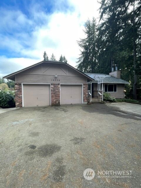Property Photo:  16336 Dayton Avenue N  WA 98133 