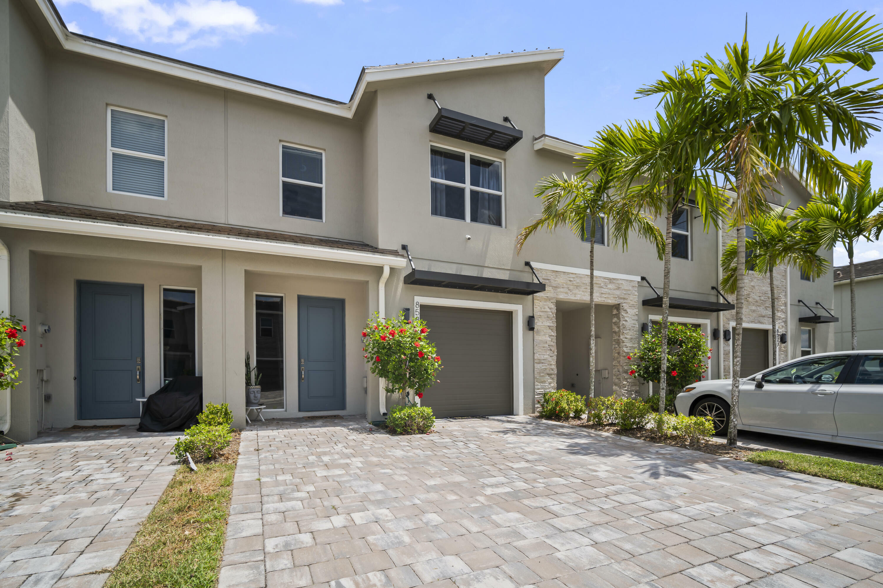 Property Photo:  8585 Via Mar Rosso  FL 33467 