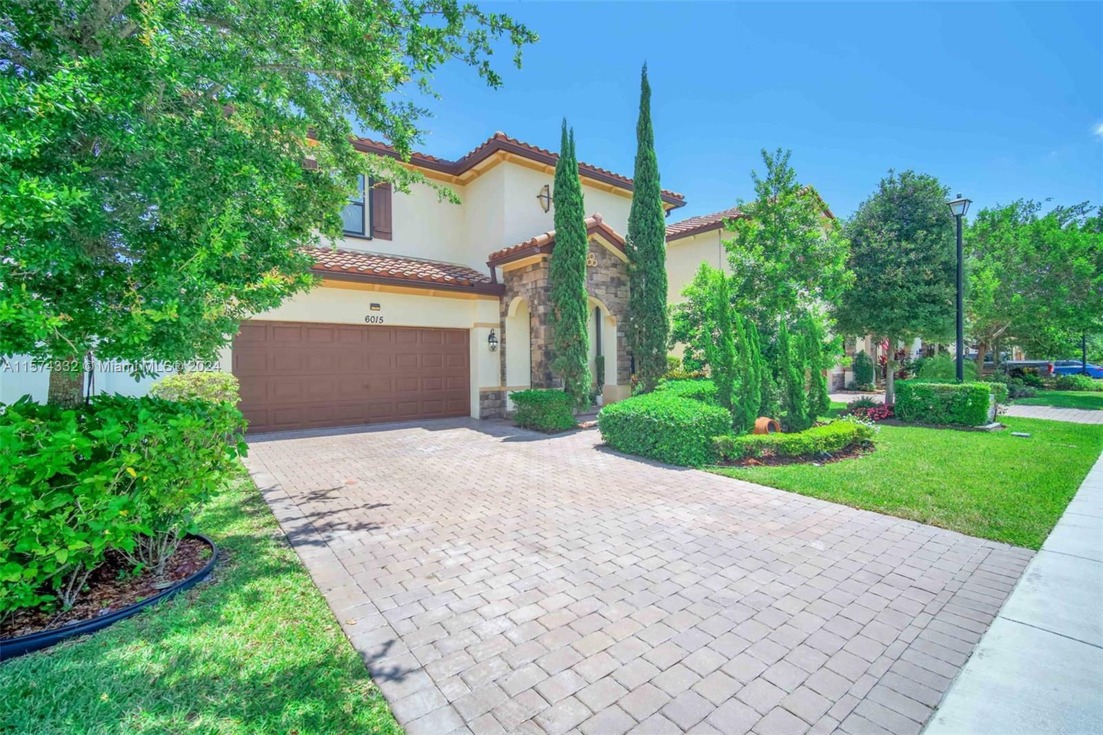 Property Photo:  6015 Night Heron Ct  FL 33415 