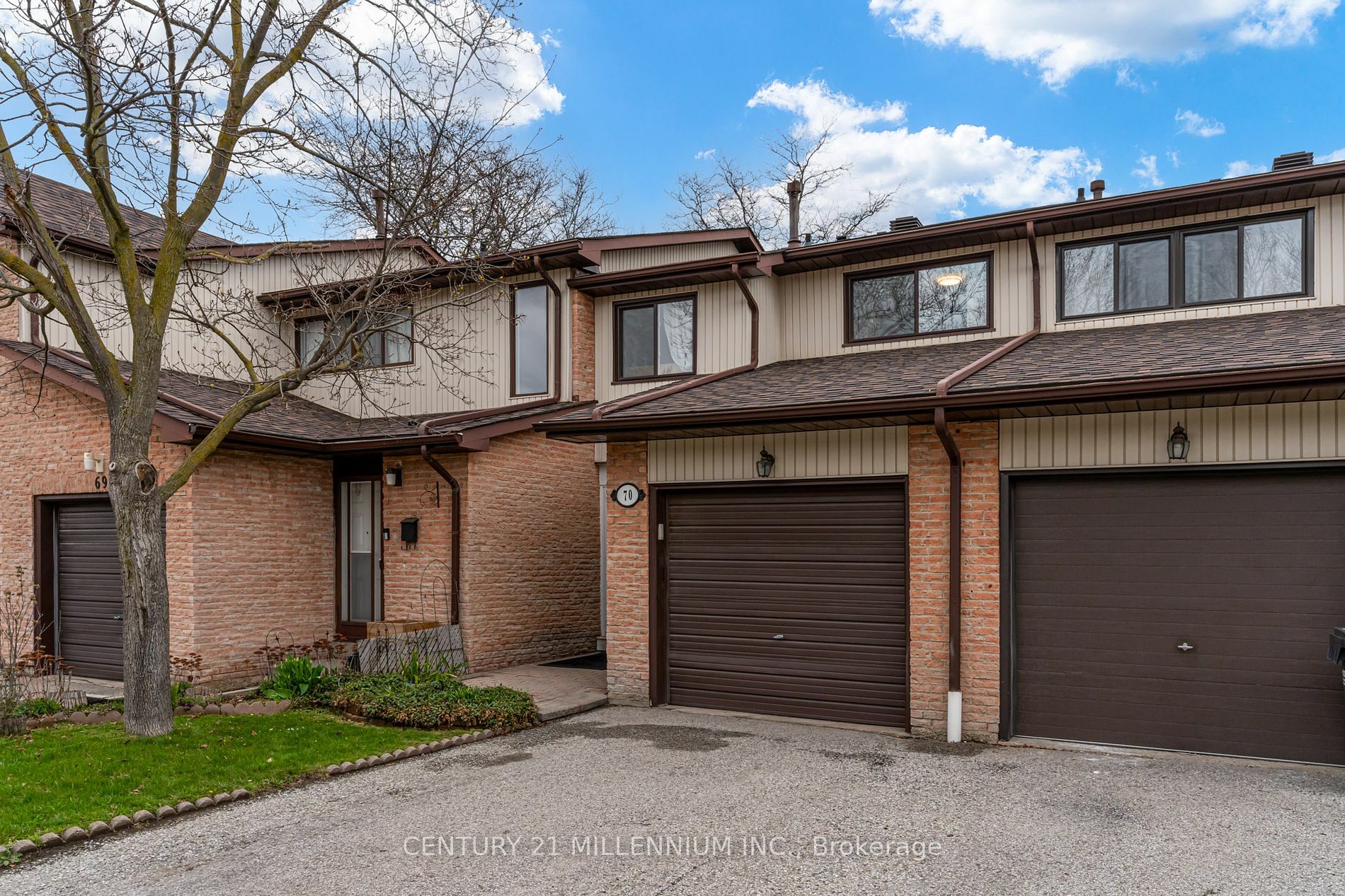Property Photo:  70 Foster Cres  ON L6V 3M8 