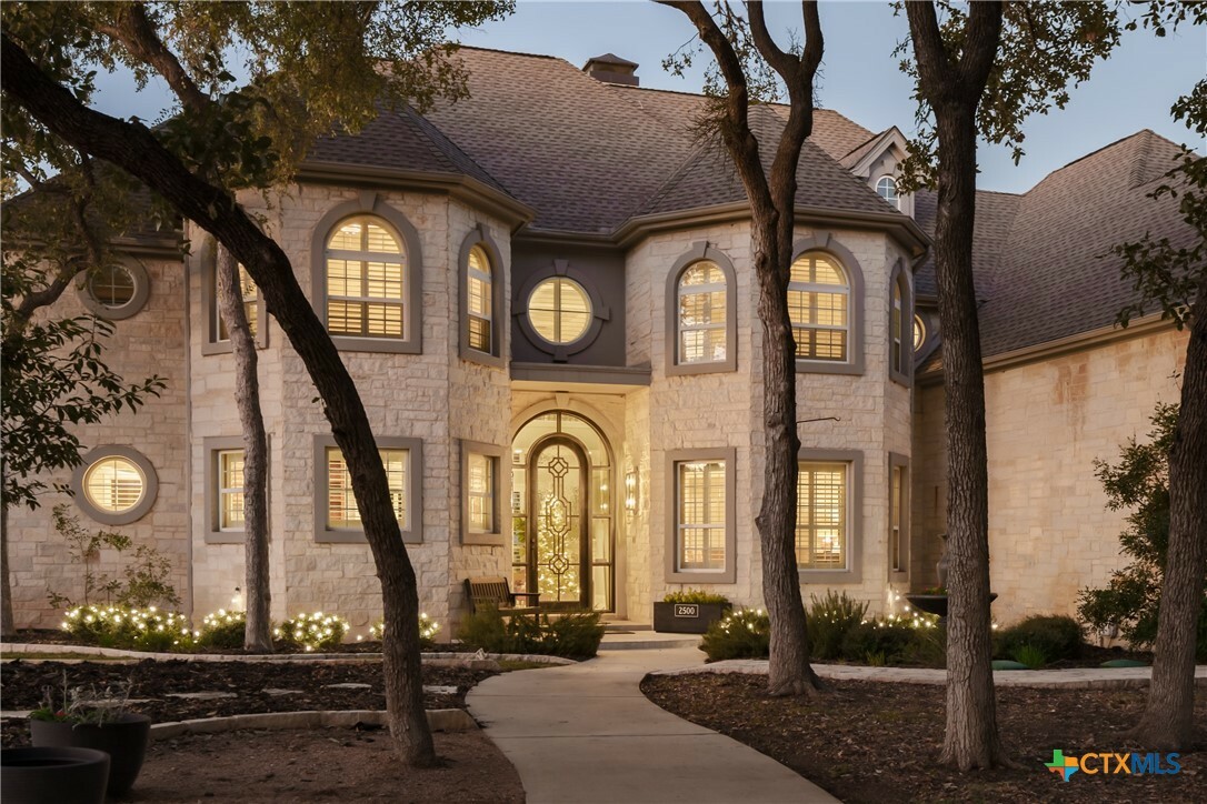 Property Photo:  2500 Summit Ridge Drive  TX 78666 