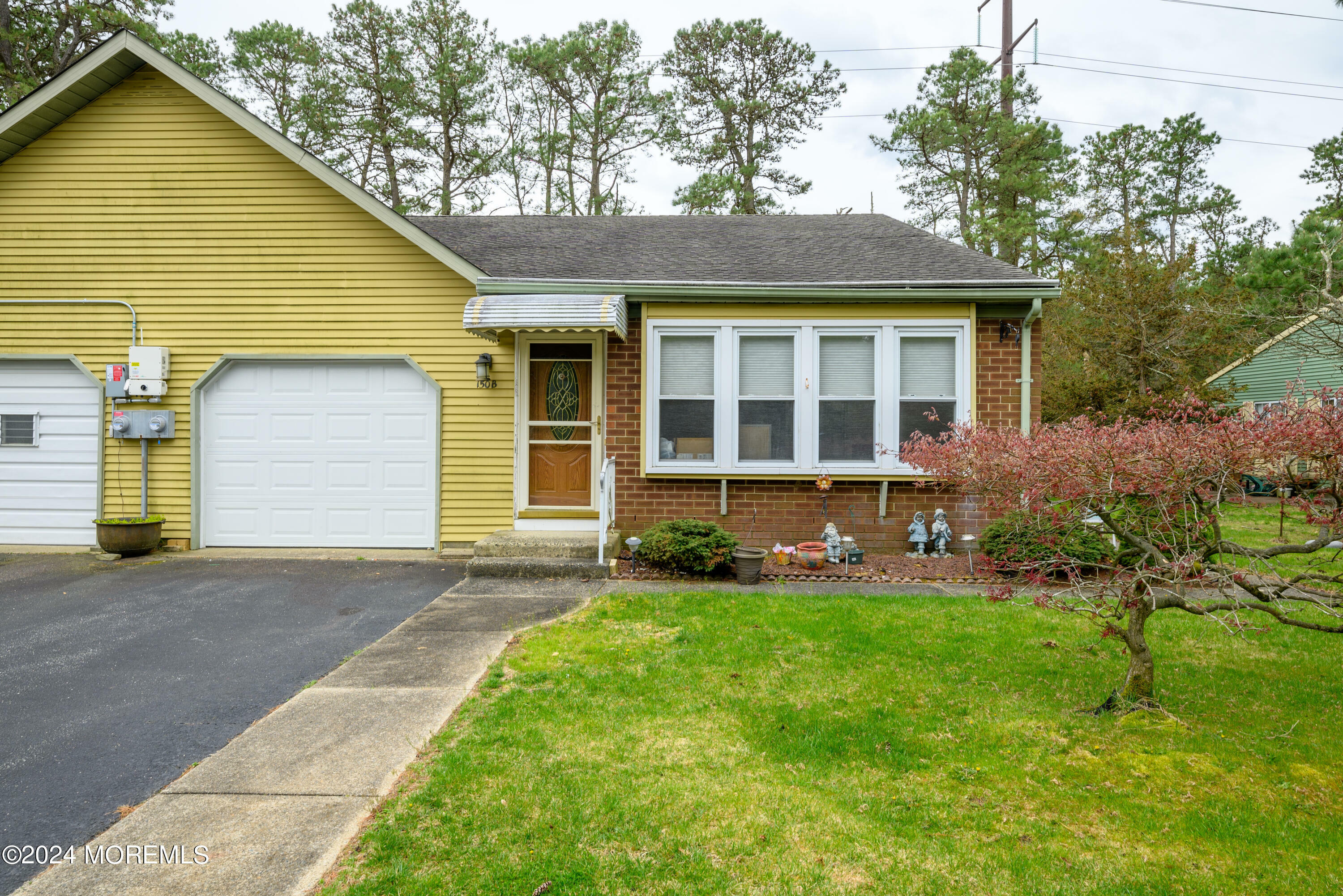 Property Photo:  150B Sunset Road  NJ 08759 