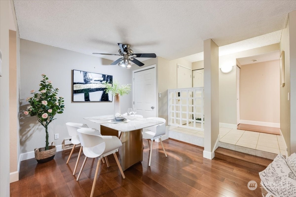 Property Photo: 4737 W Lake Sammamish Parkway SE A101 WA 98027