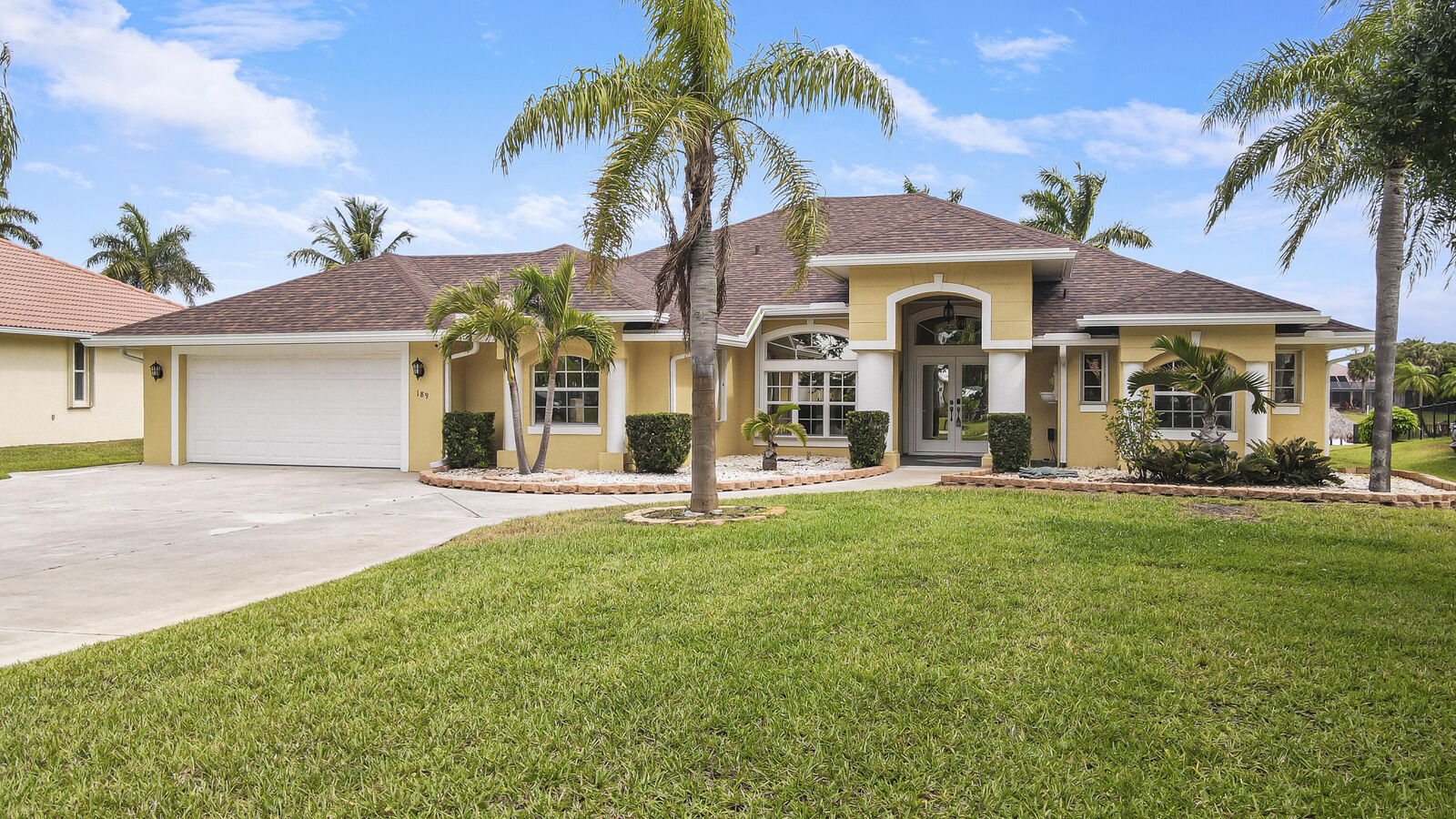 Property Photo:  189 SE Osprey Ridge  FL 34984 