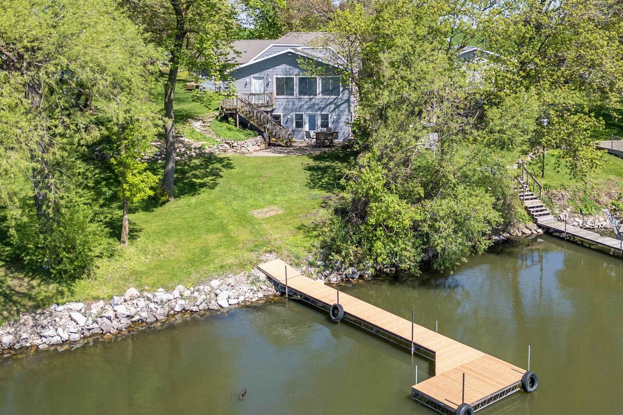 Property Photo:  W10537 Blackhawk Trail  WI 53933 