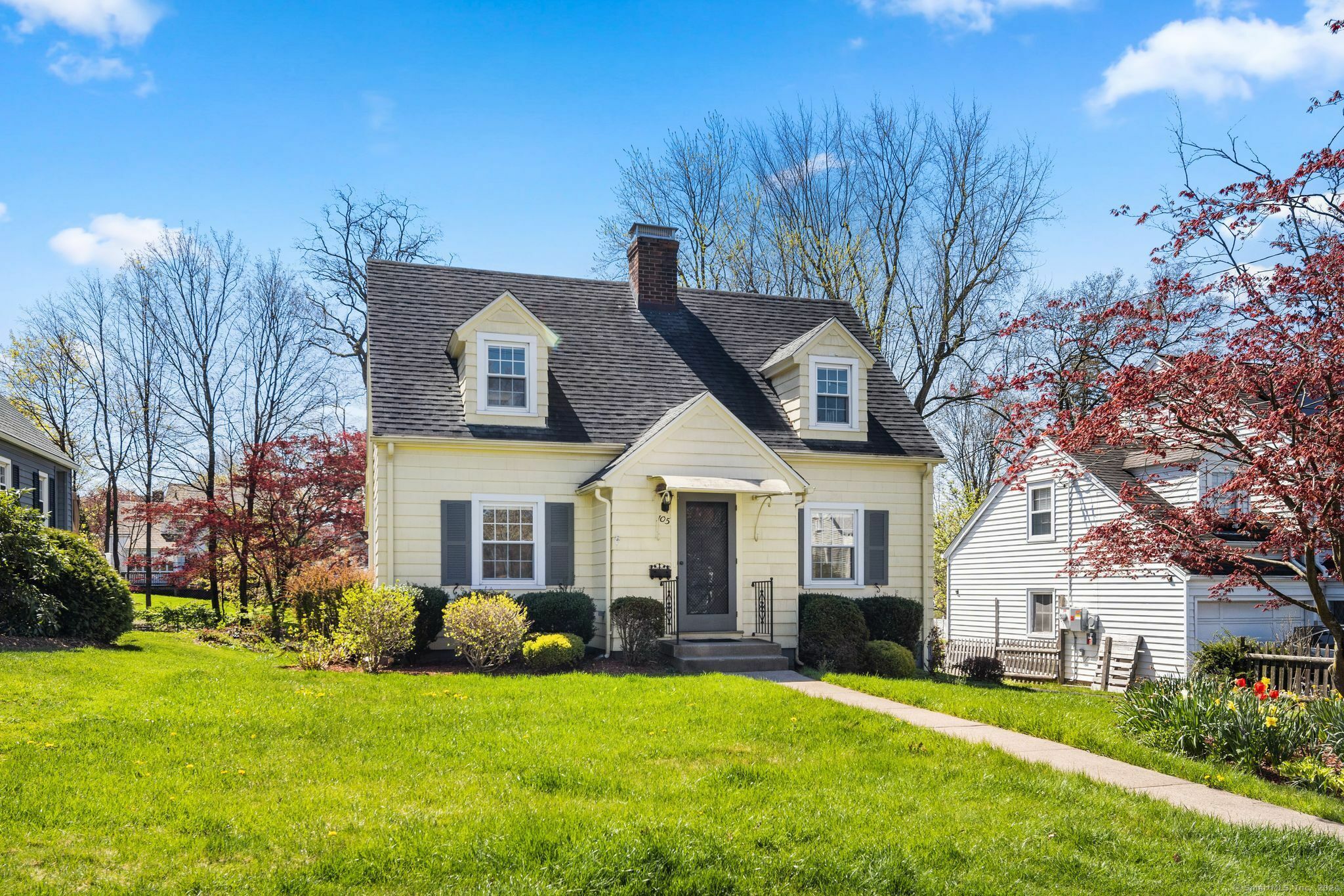 Property Photo:  105 Fennbrook Road  CT 06119 