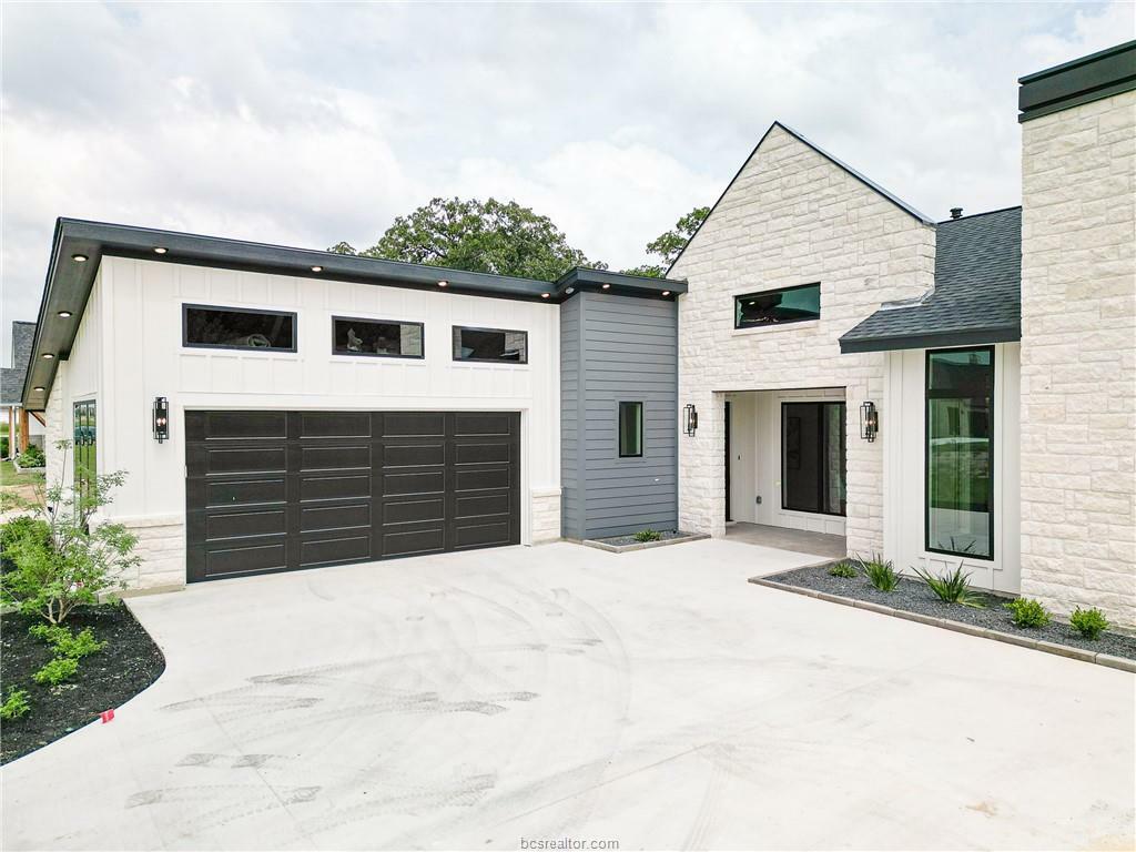 Property Photo:  7520 Garrison Creek Drive  TX 77808 