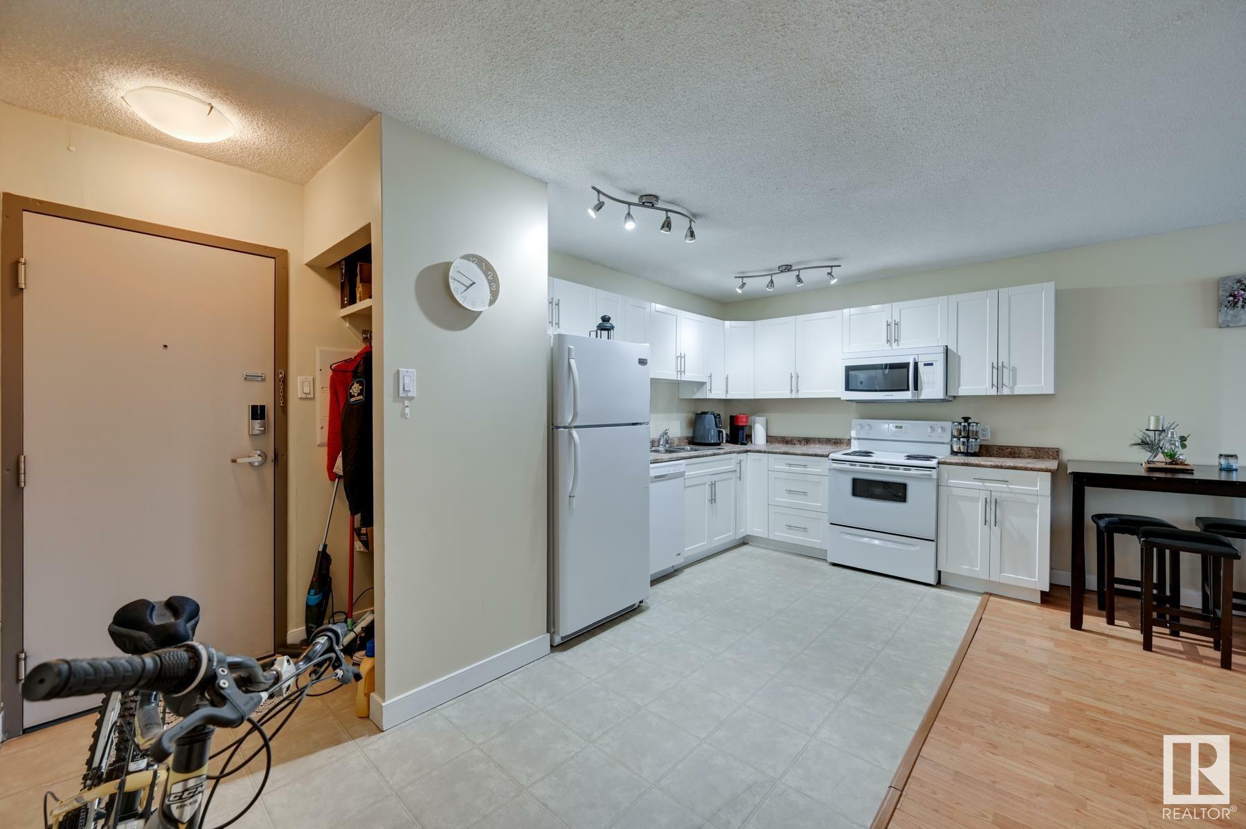 Property Photo:  9710 105 Street NW 301  AB T5K 1A4 