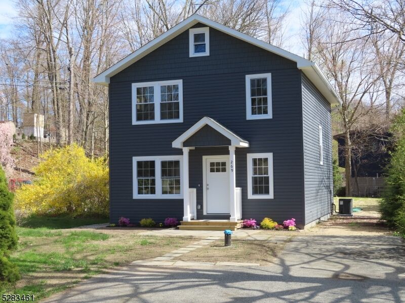 Property Photo: 269 Point Breeze Dr NJ 07421