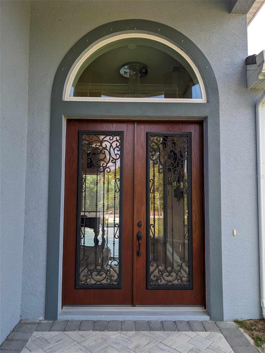 Property Photo: 2761 Newman Drive FL 34288