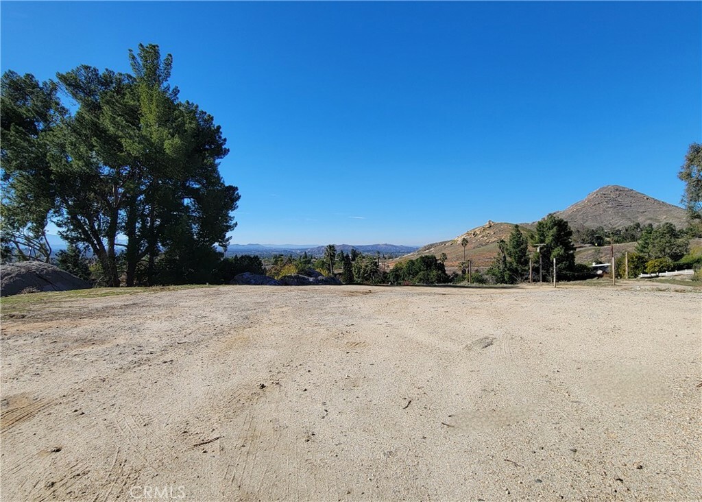 Property Photo:  2935 Galaxie Heights Road  CA 92507 