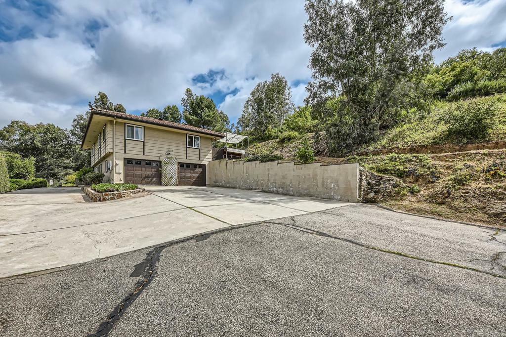 Property Photo:  29515 Lilac Road  CA 92082 