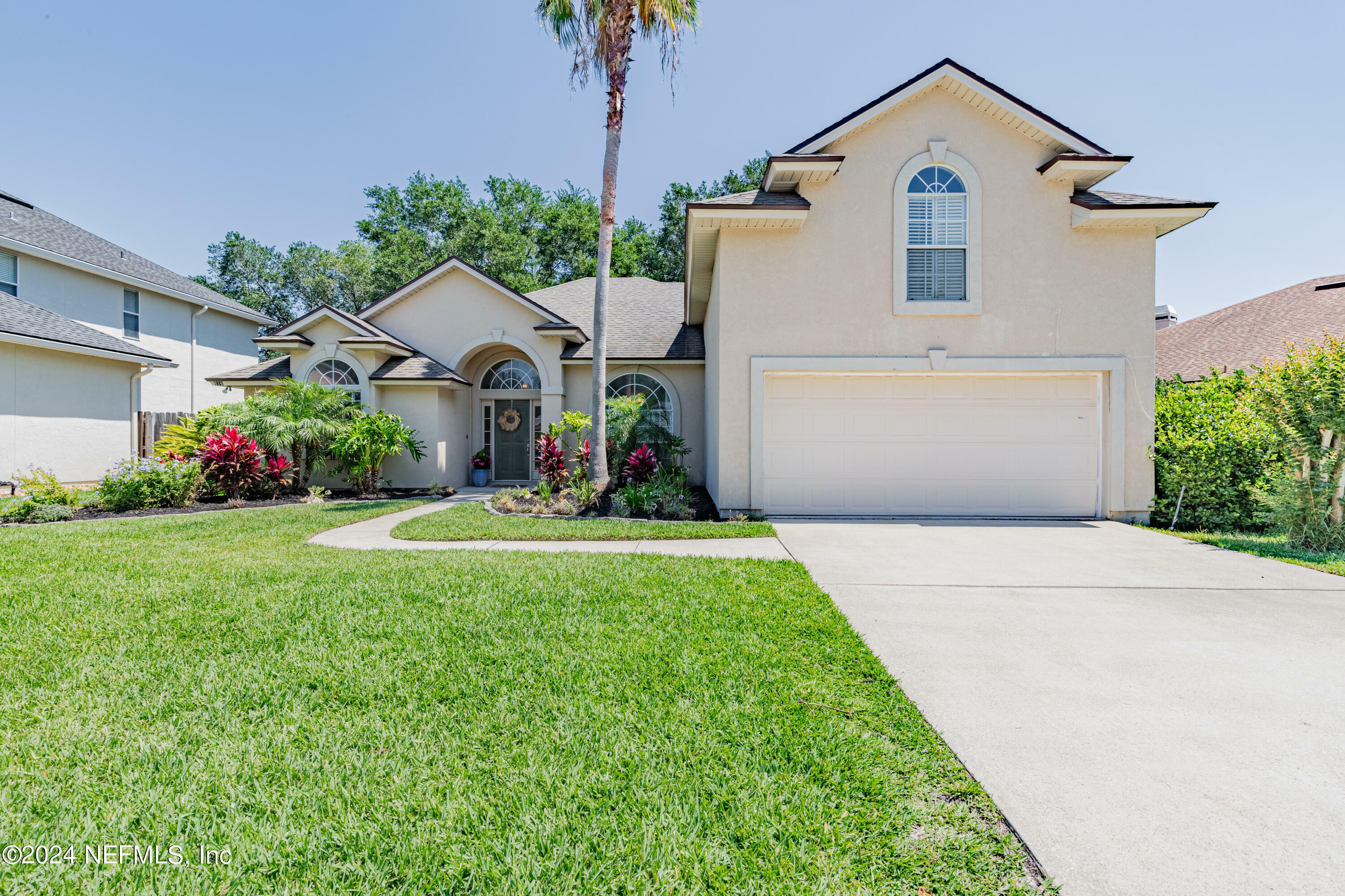 Property Photo:  816 Watercress Court  FL 32259 