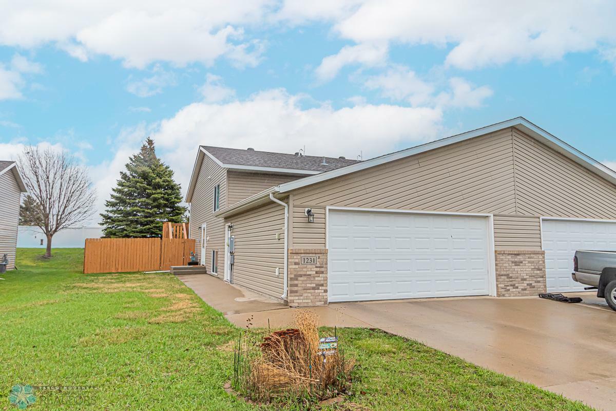 Property Photo:  1231 4th Street NW  ND 58078 