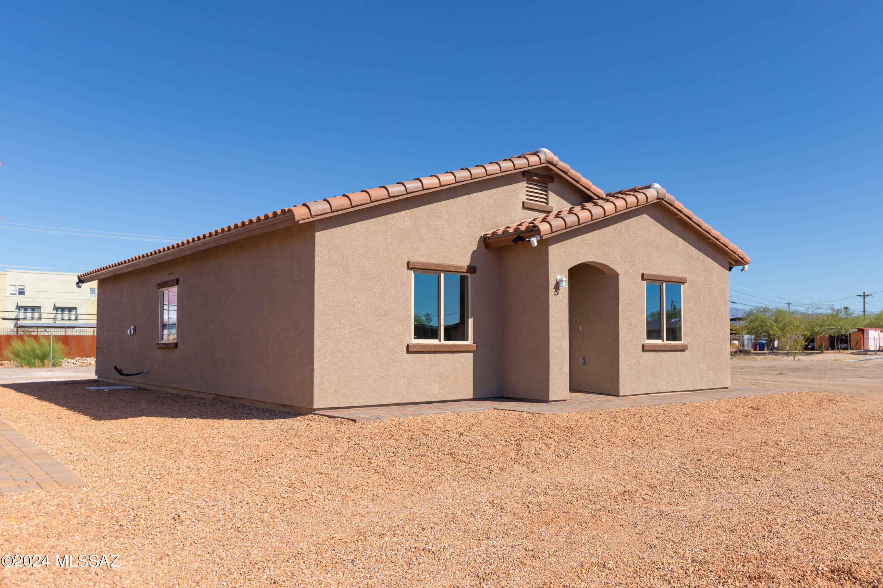 Property Photo:  1705 N 7th Avenue  AZ 85705 