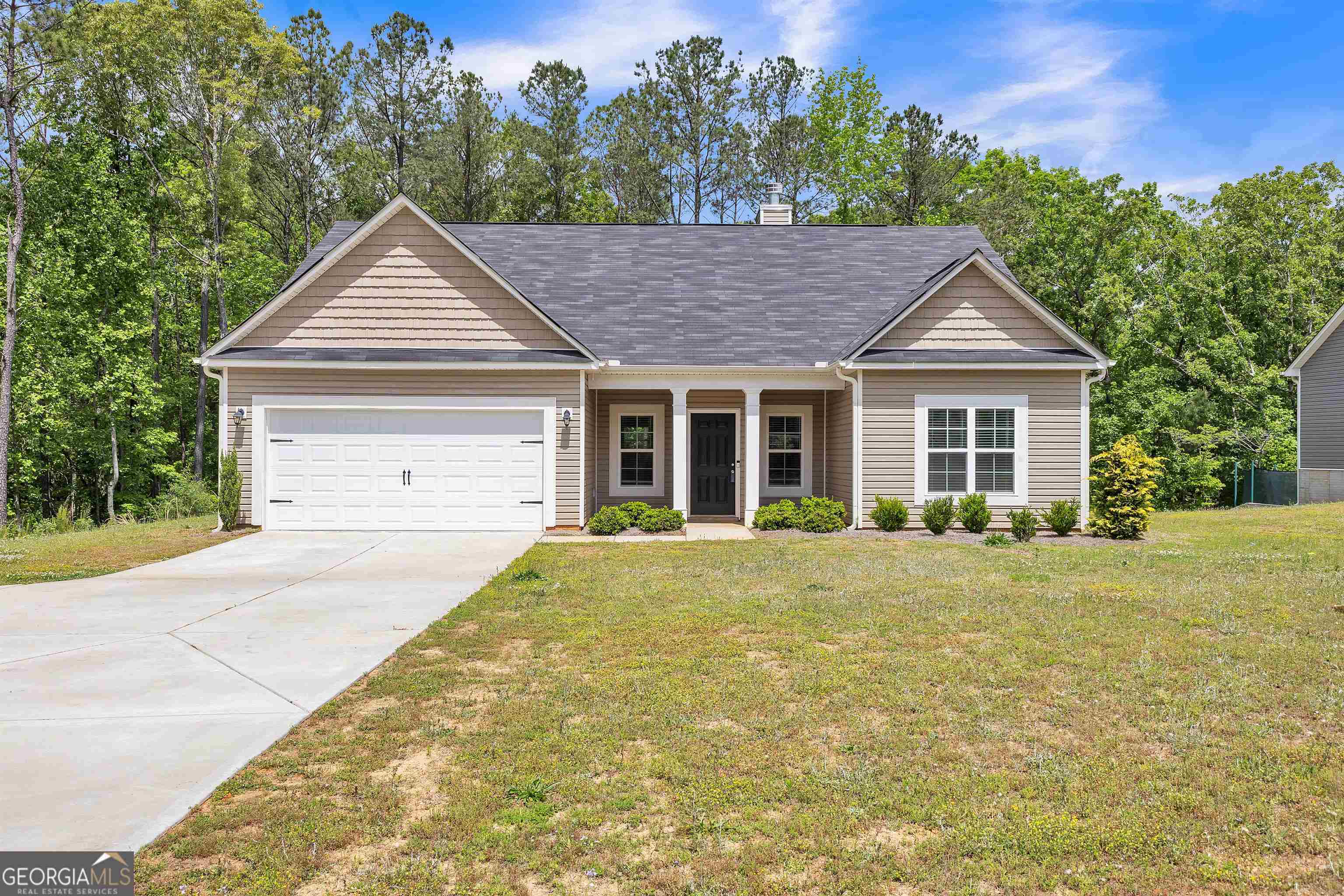Property Photo: 146 Edgemont Court GA 30240