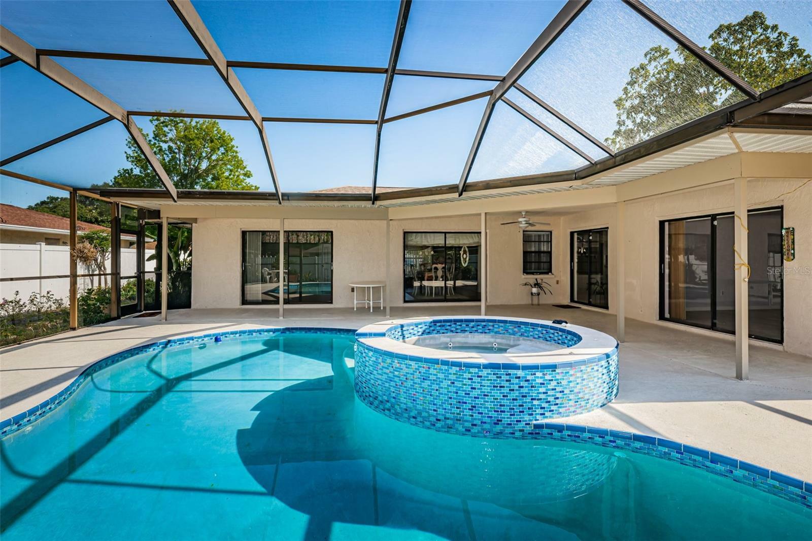 Property Photo:  3029 Oak Cove Drive  FL 33759 