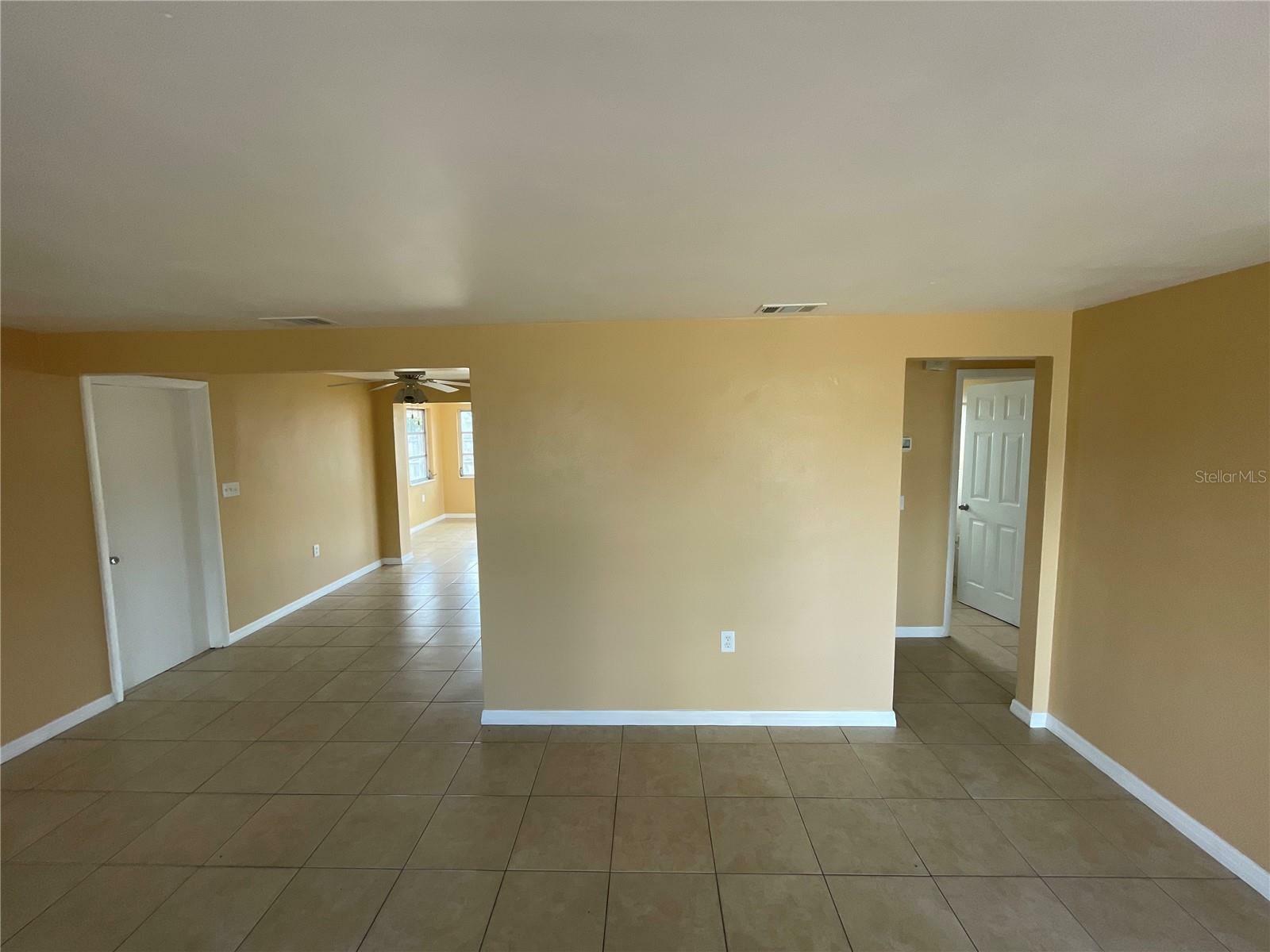 Property Photo: 3619 Cantrell Street FL 34652
