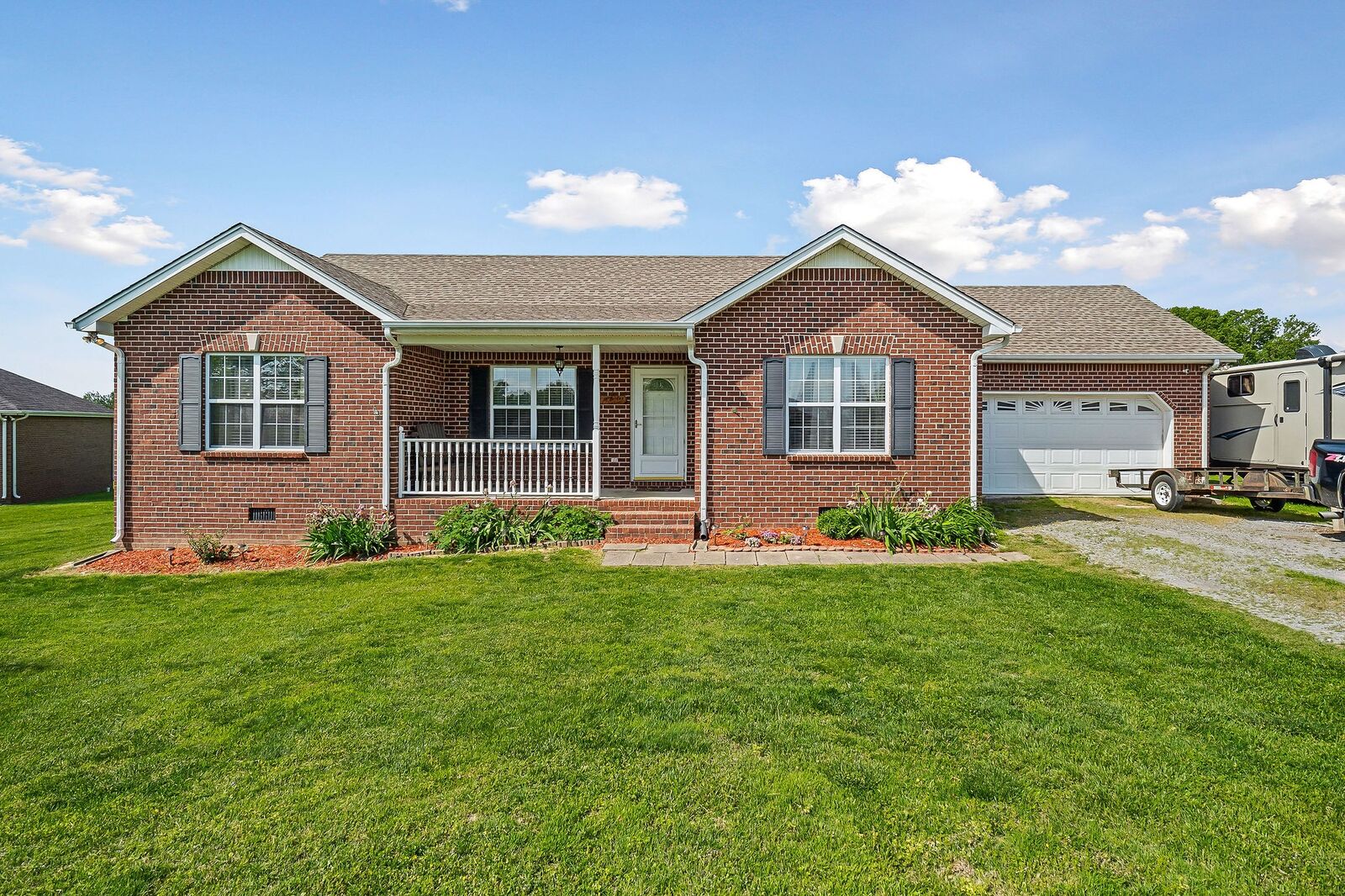 Property Photo: 160 Big Hickory Ct TN 37166