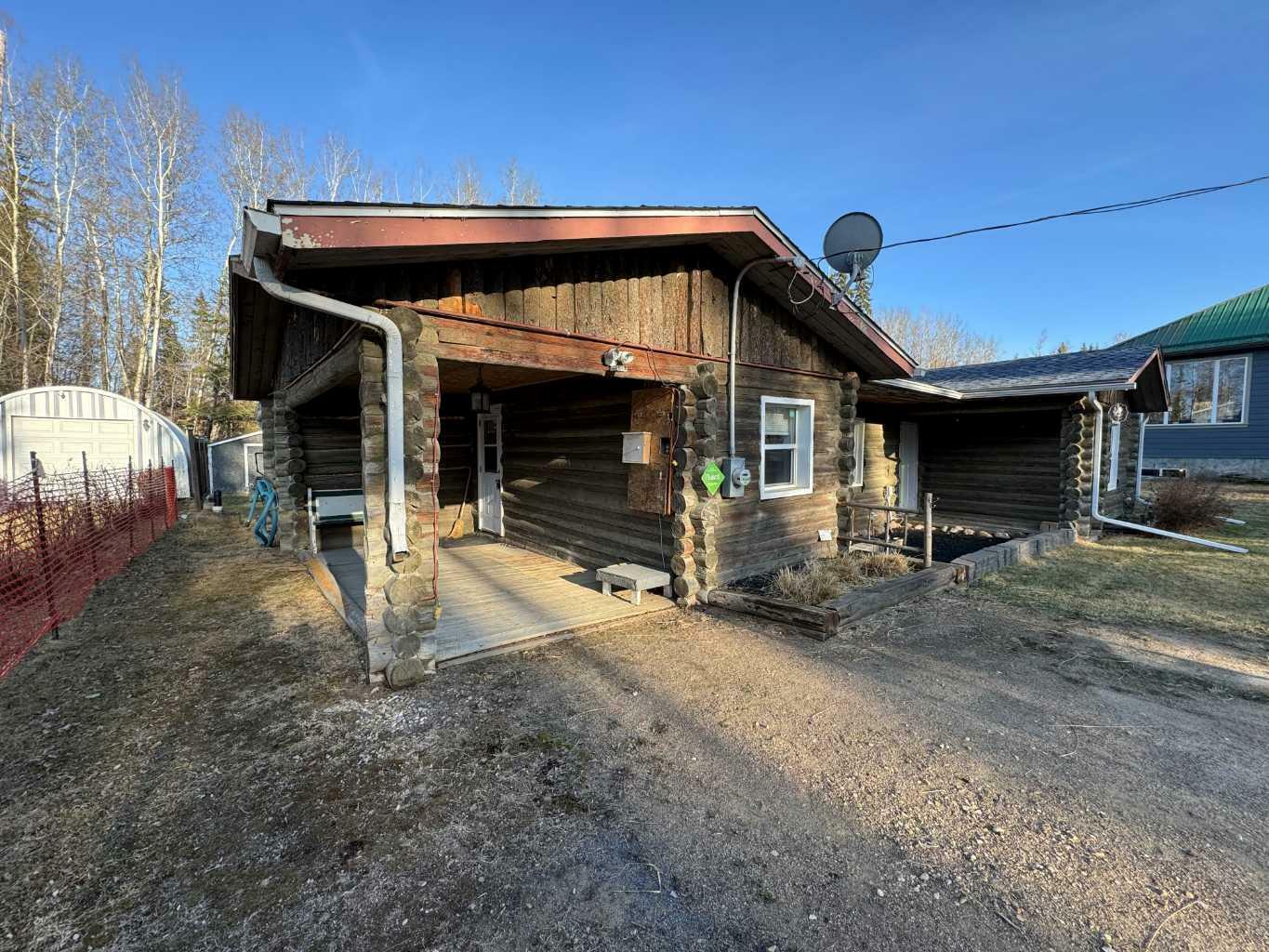 Property Photo:  129 15538 Old Trail Road  AB T0A 2T0 