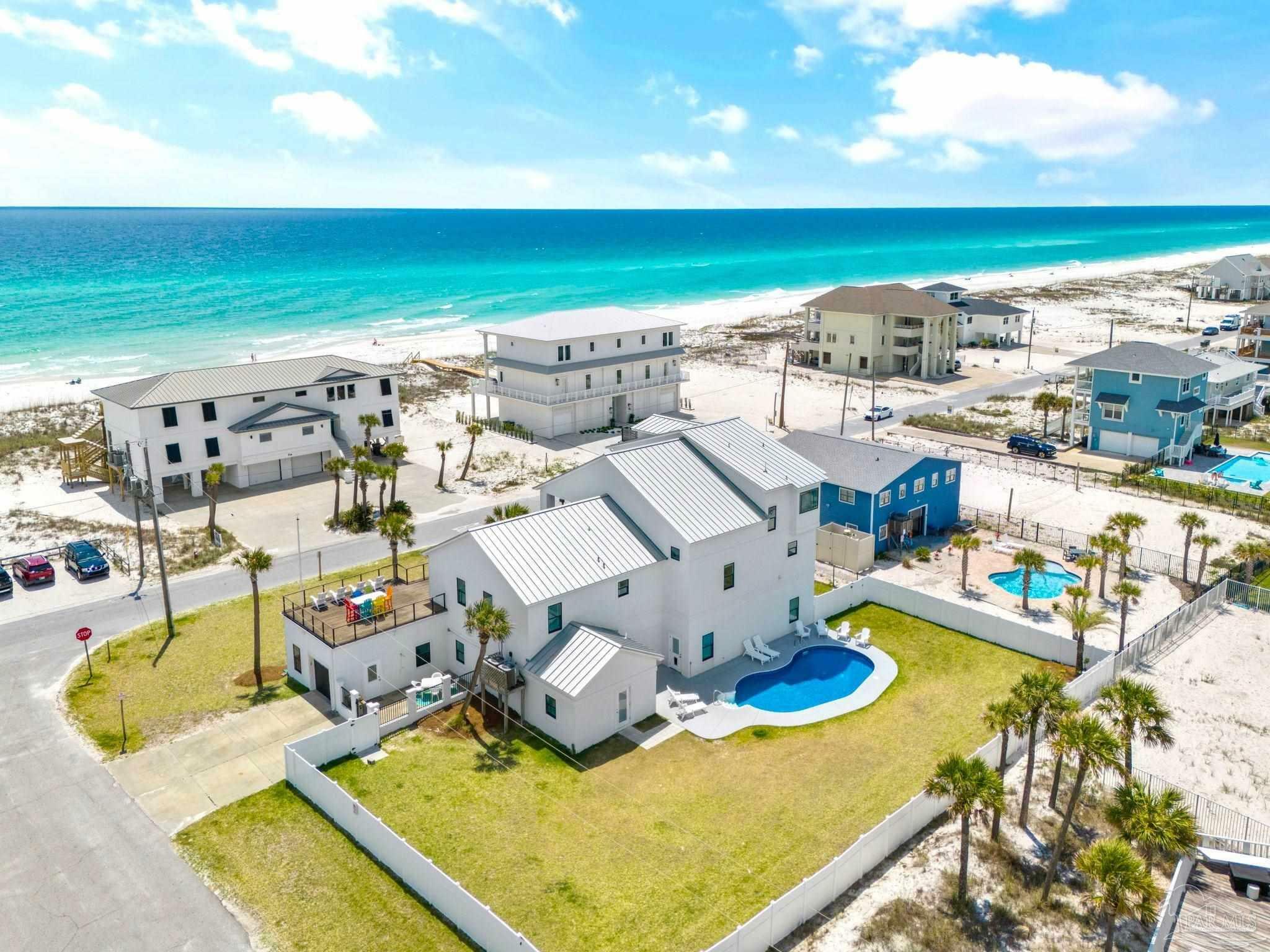Property Photo:  715 Ariola Dr  FL 32561 