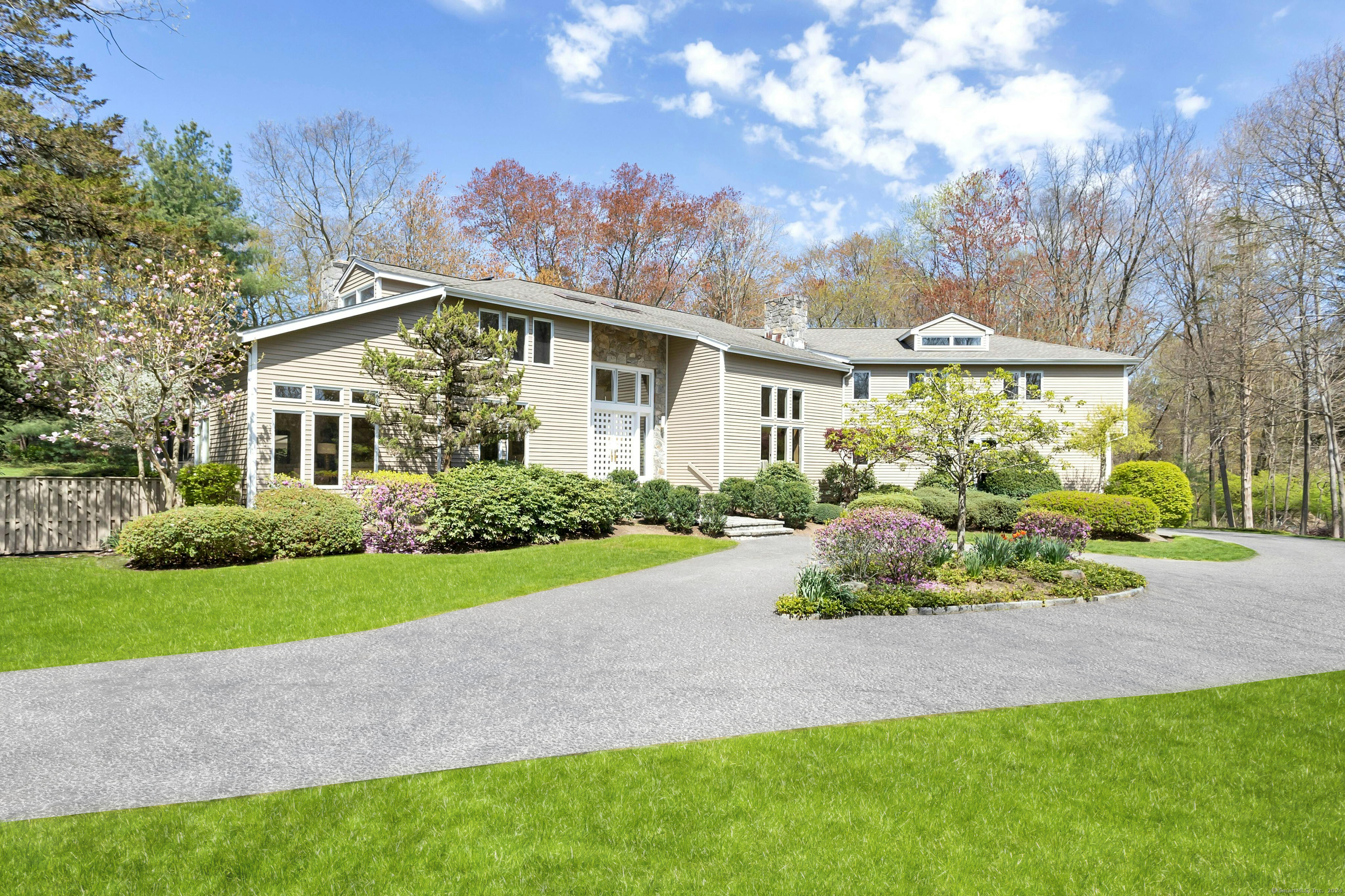 Property Photo:  1 Pan Handle Lane  CT 06880 
