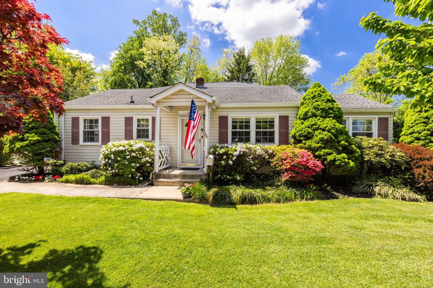 Property Photo:  10201 Sager Avenue  VA 22030 