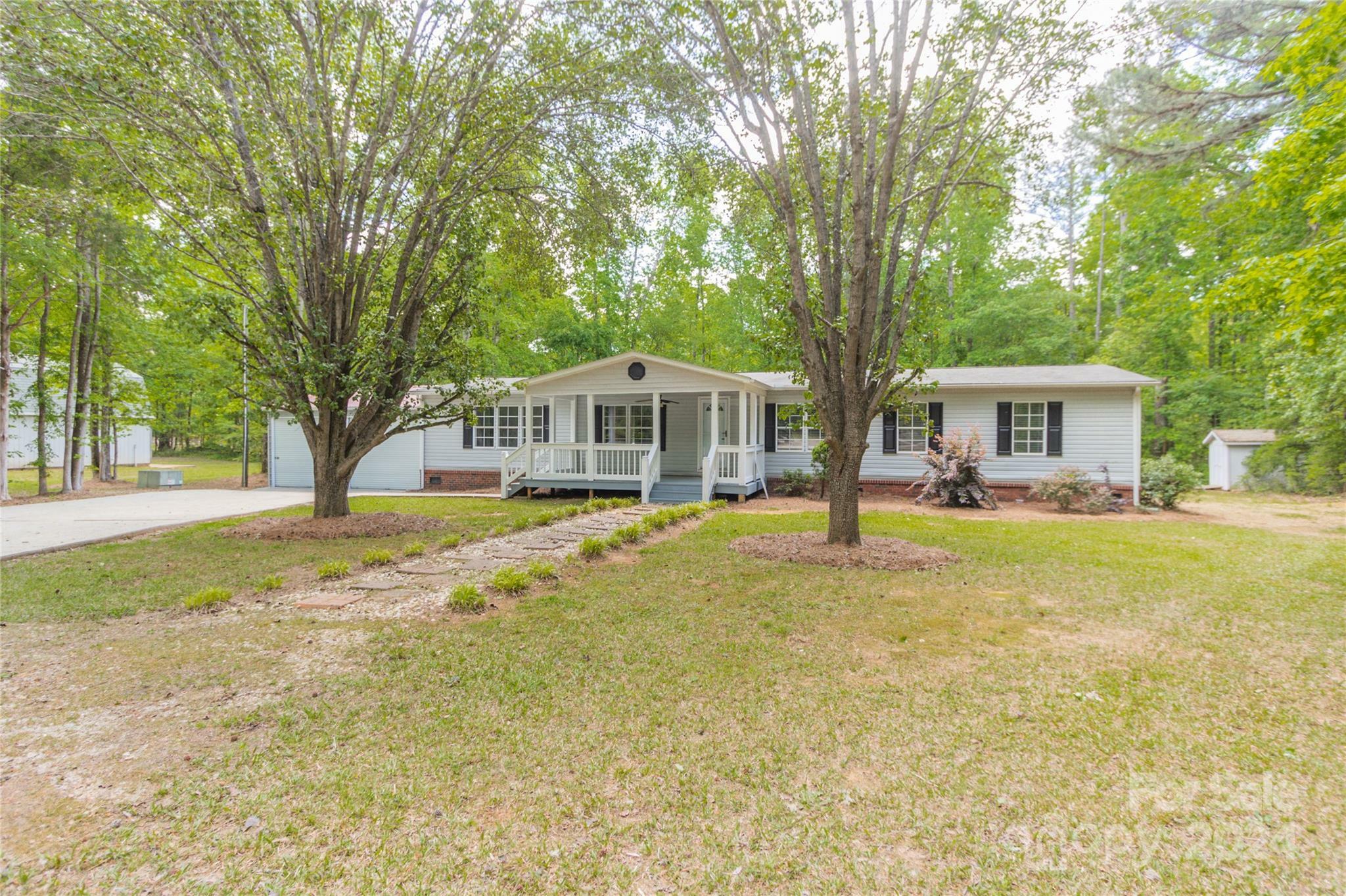 Property Photo:  1994 Zion Road  SC 29720 