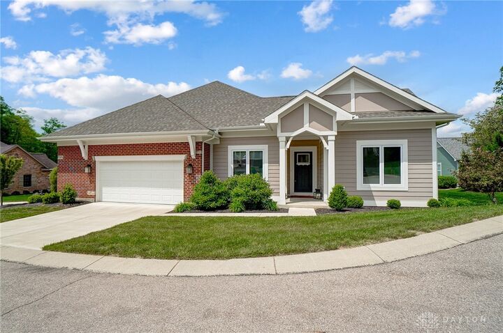 156 Pointe Oakwood Way  Oakwood OH 45409 photo