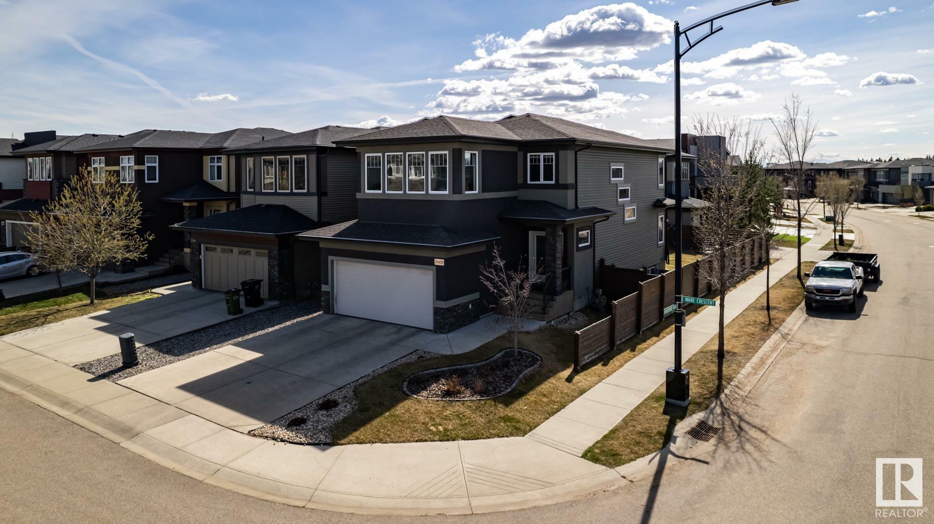 Property Photo:  2468 Ware Crescent NW  AB T6W 0S4 