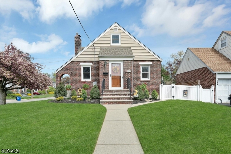 Property Photo:  227 Ridge St  NJ 07646 