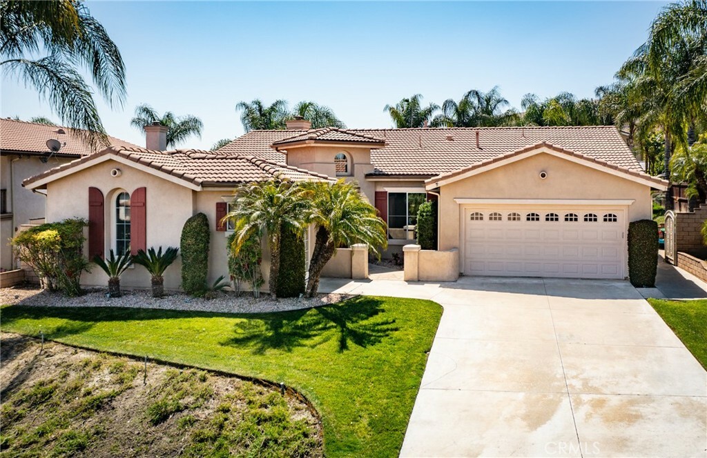 Property Photo:  26633 Hummingbird Court  CA 92354 