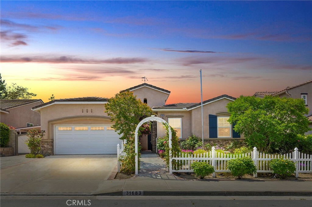 Property Photo:  31683 Pepper Tree Street  CA 92596 