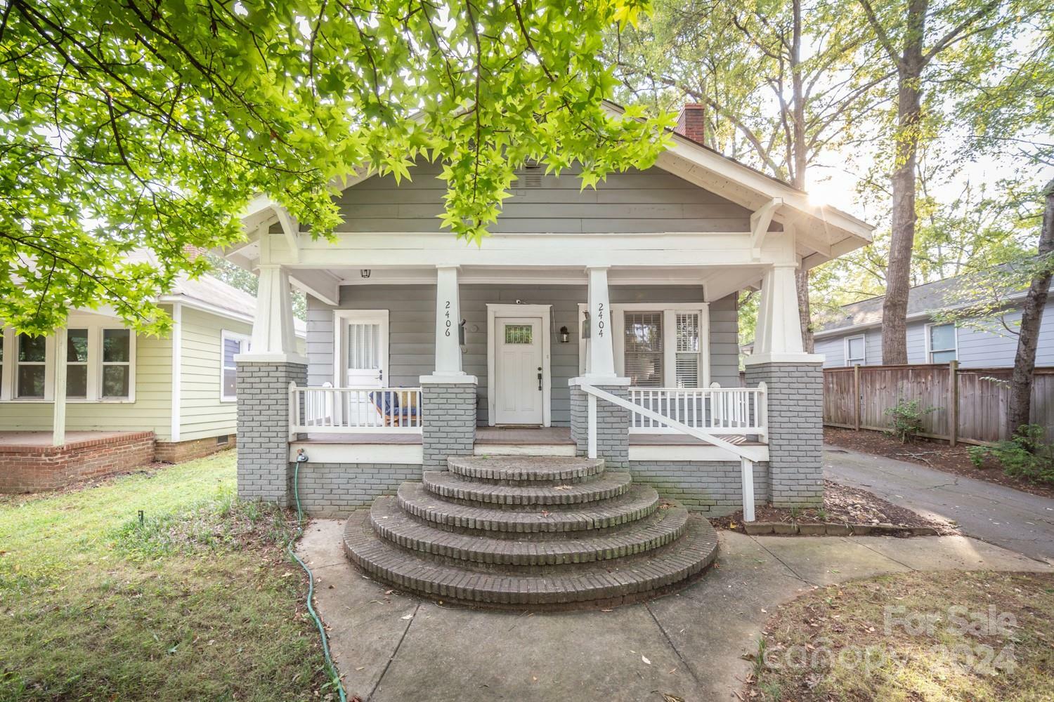 Property Photo:  2404 E 7th Street  NC 28204 