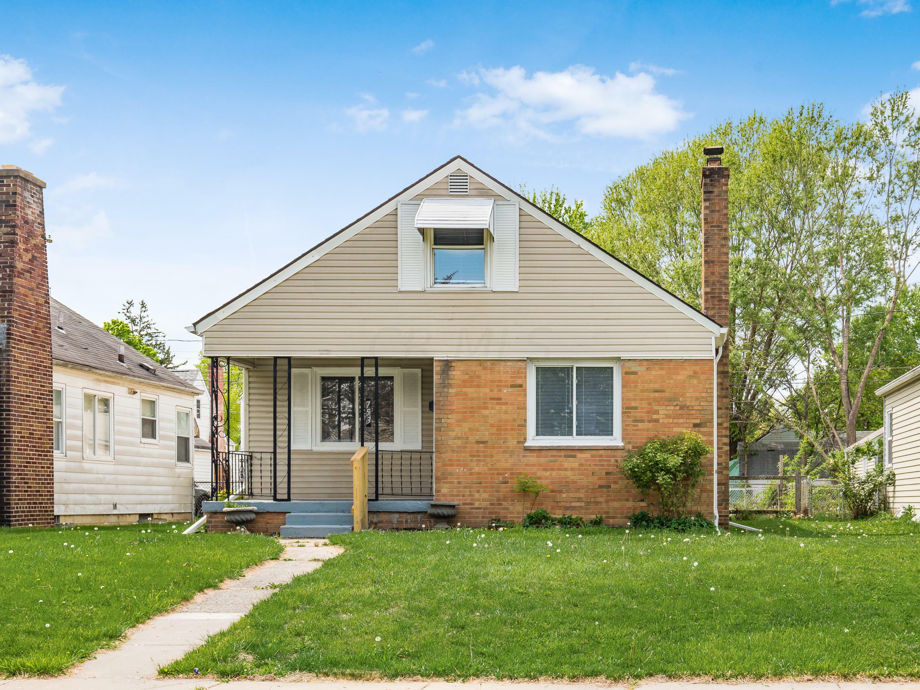 Property Photo:  753 S Hague Avenue  OH 43204 