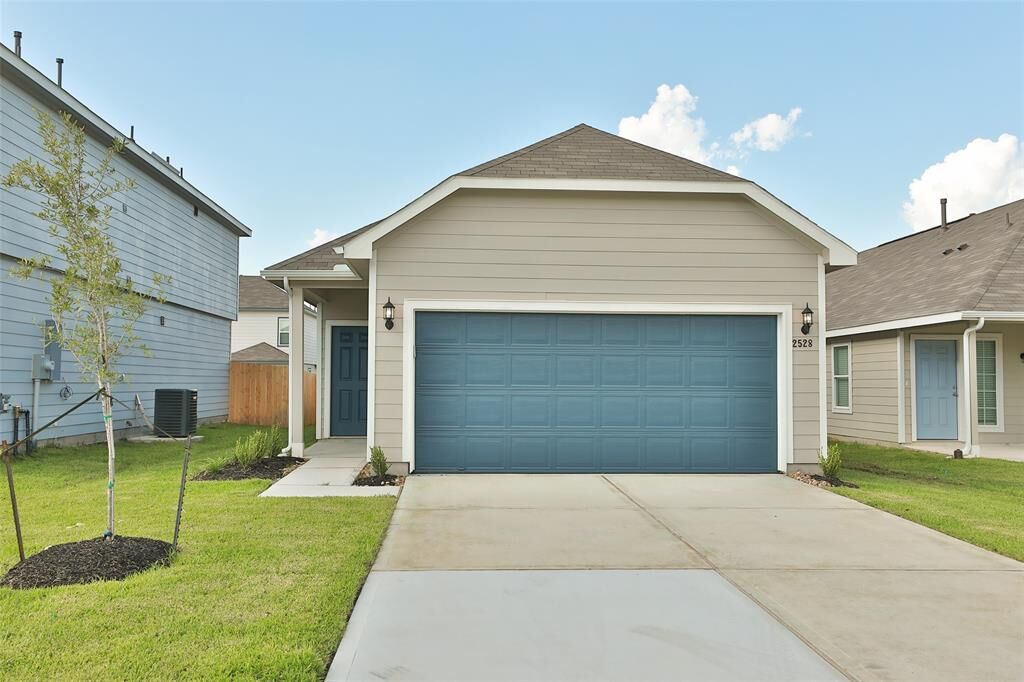 Property Photo:  2528 Westslope Dr  TX 77384 