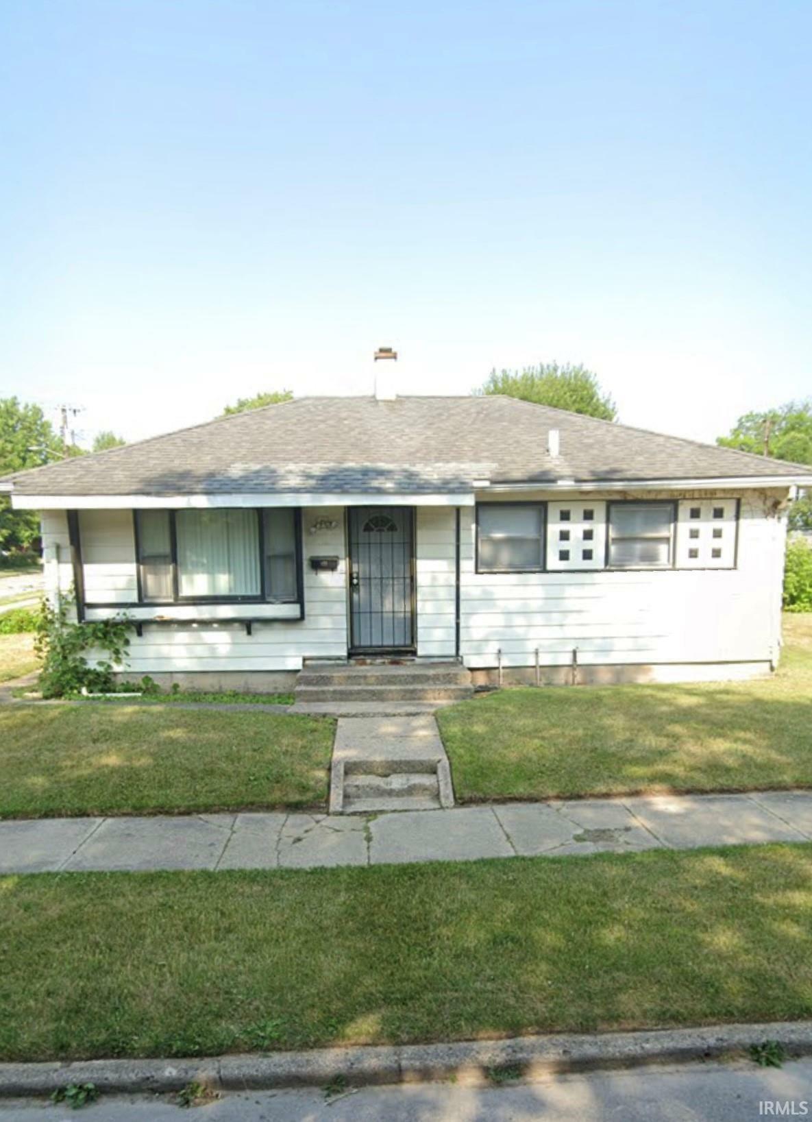 Property Photo:  1205 N Kaley Street  IN 46628-2826 