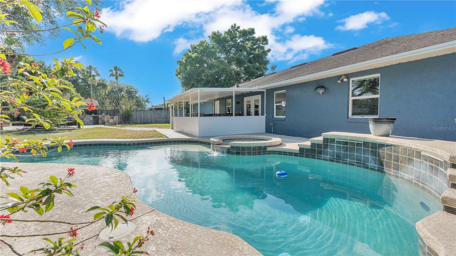 Property Photo:  1205 Walt Williams Road  FL 33809 