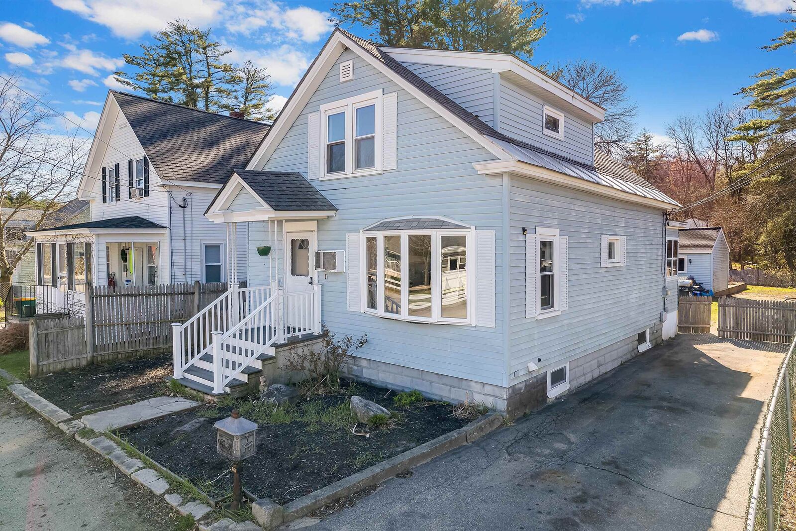 Property Photo: 19 Patriots Way NH 03839