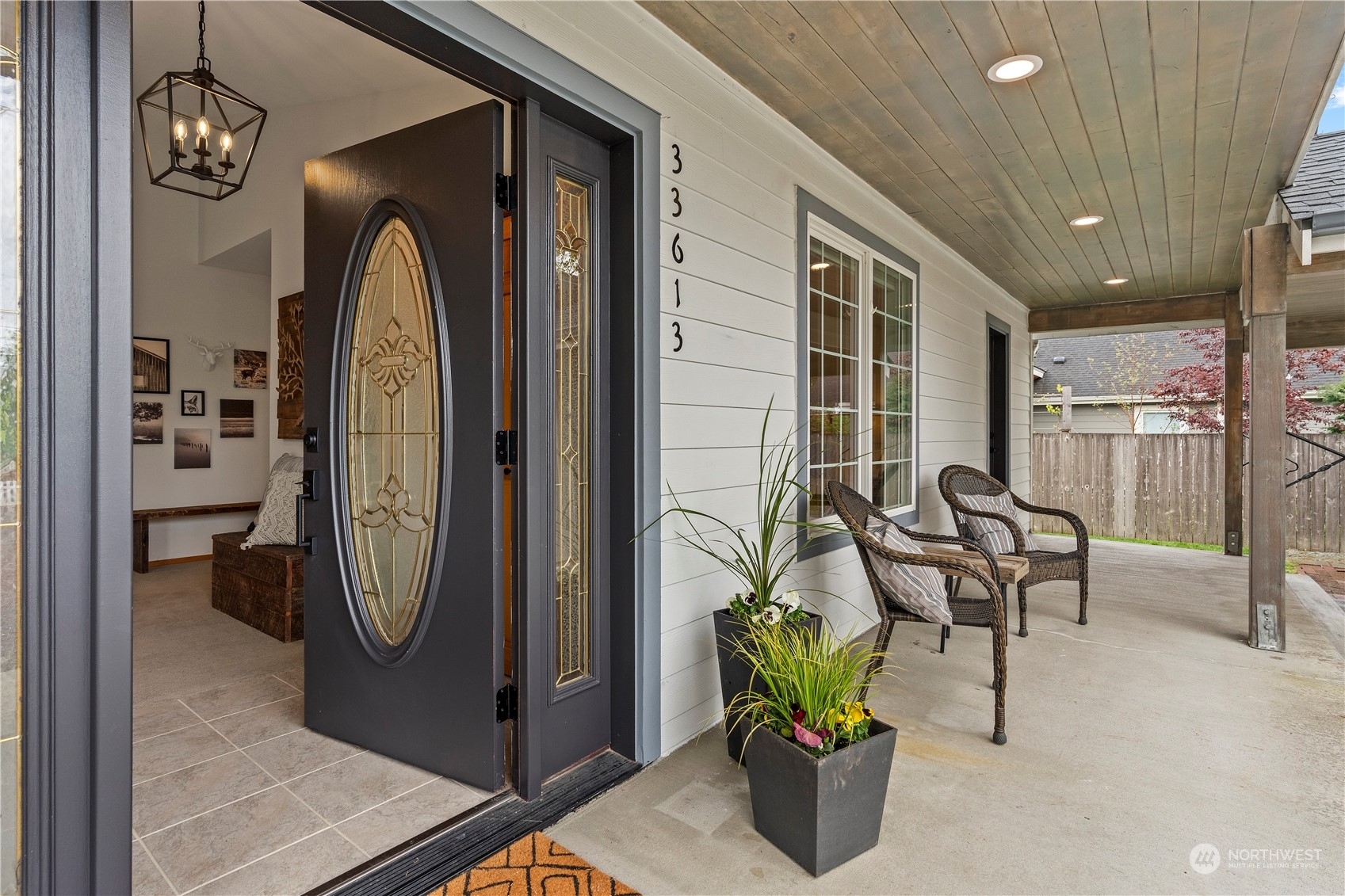 Property Photo: 33613 SE 44th Place WA 98024