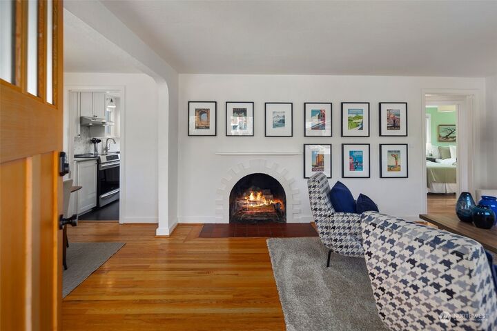 Property Photo: 115 N 101st Street WA 98133