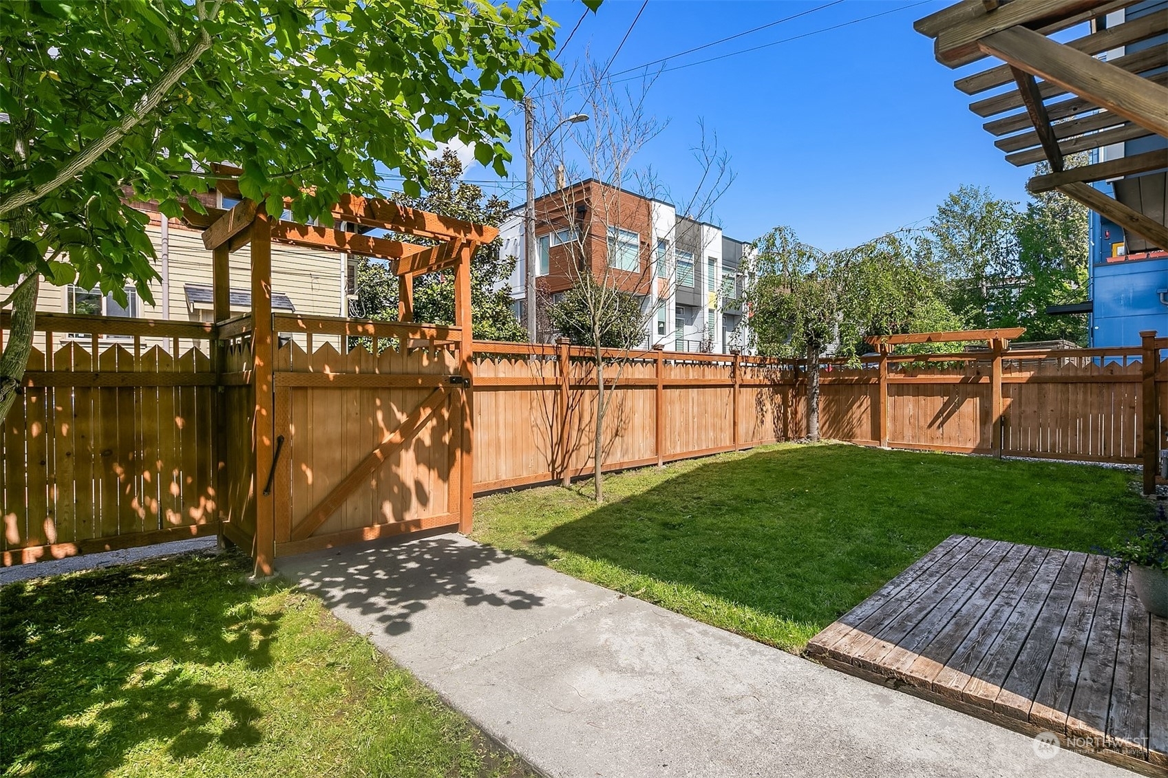 Property Photo:  2111 E Terrace Street  WA 98122 