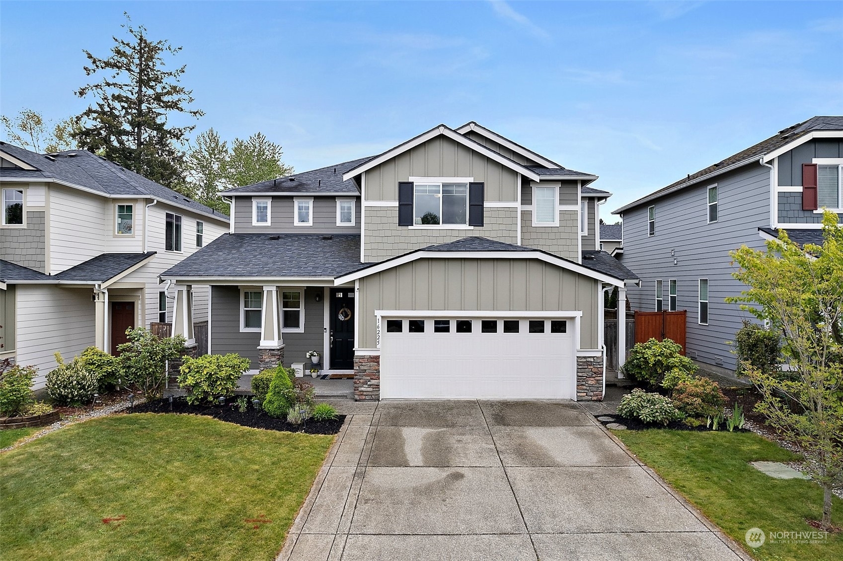 Property Photo:  16225 81st Avenue Ct E  WA 98375 