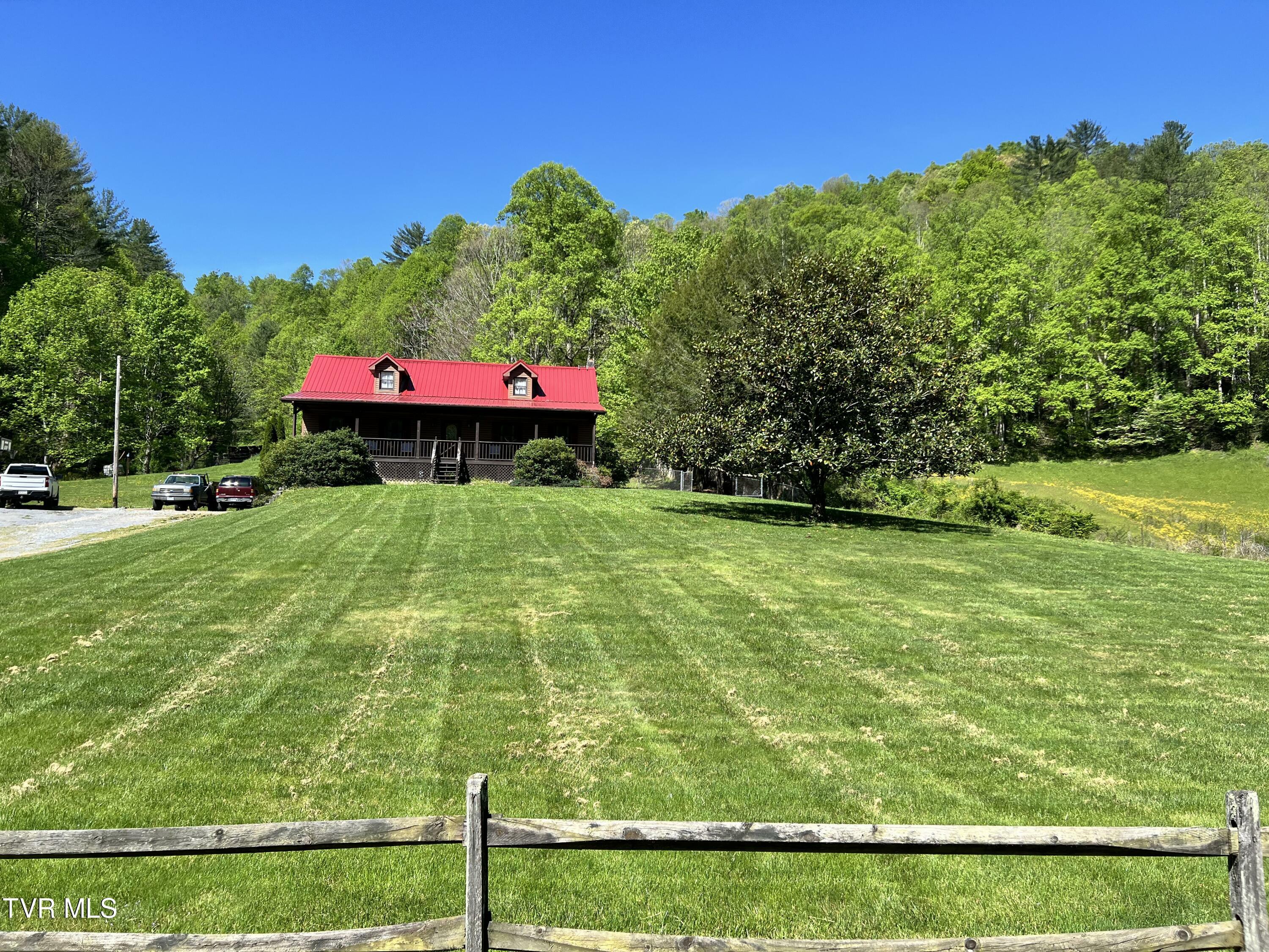 Property Photo:  312 Simerly Creek Road  TN 37658 