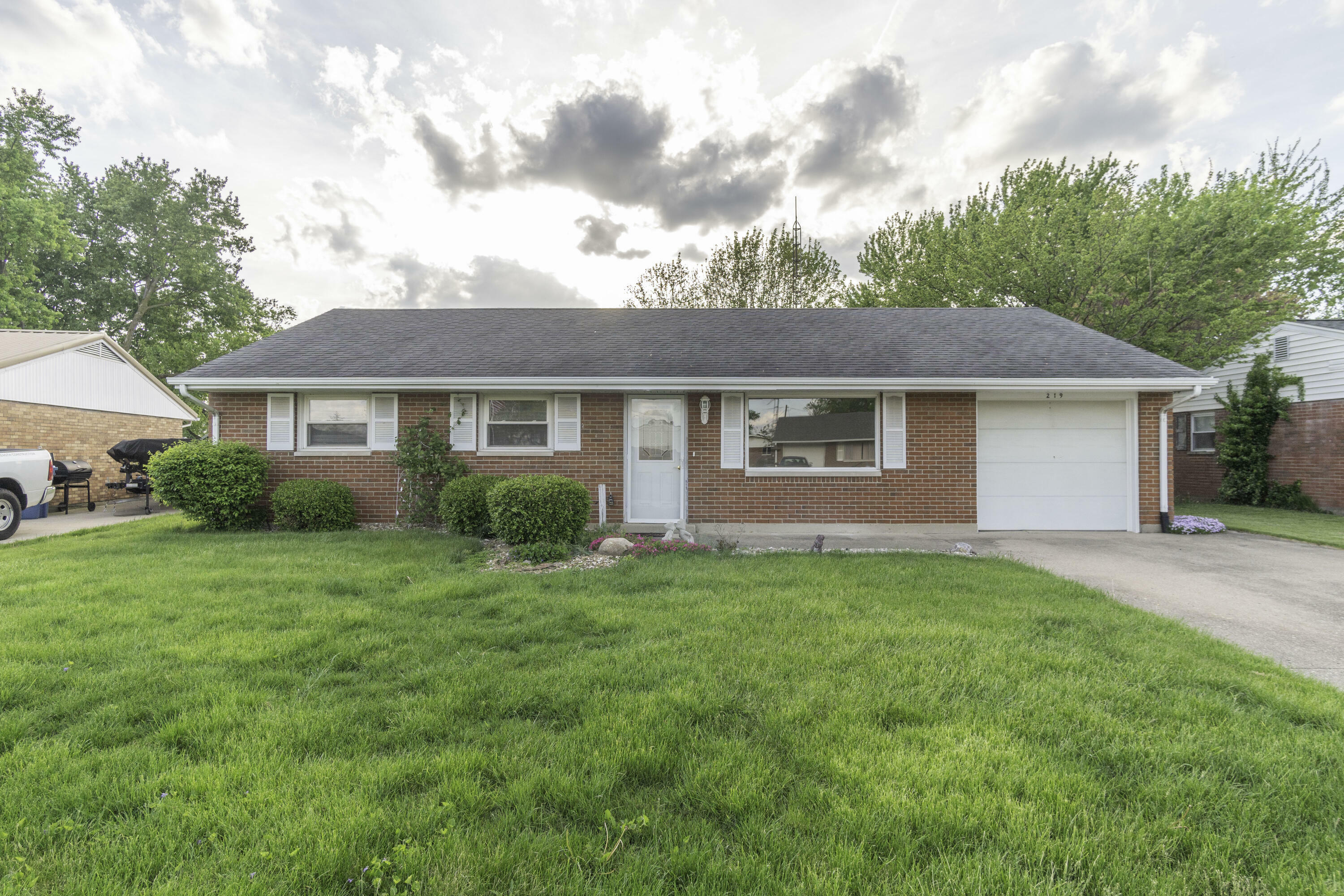 Property Photo:  219 Stewart Drive  OH 45365 