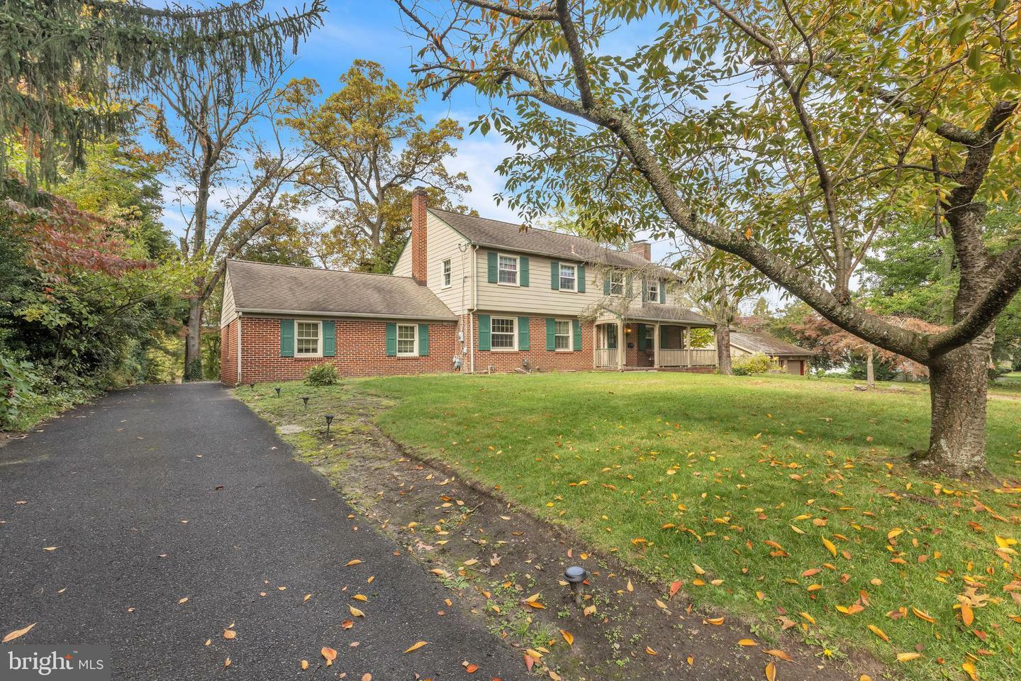 Property Photo:  73 N Woodland Avenue  NJ 08096 