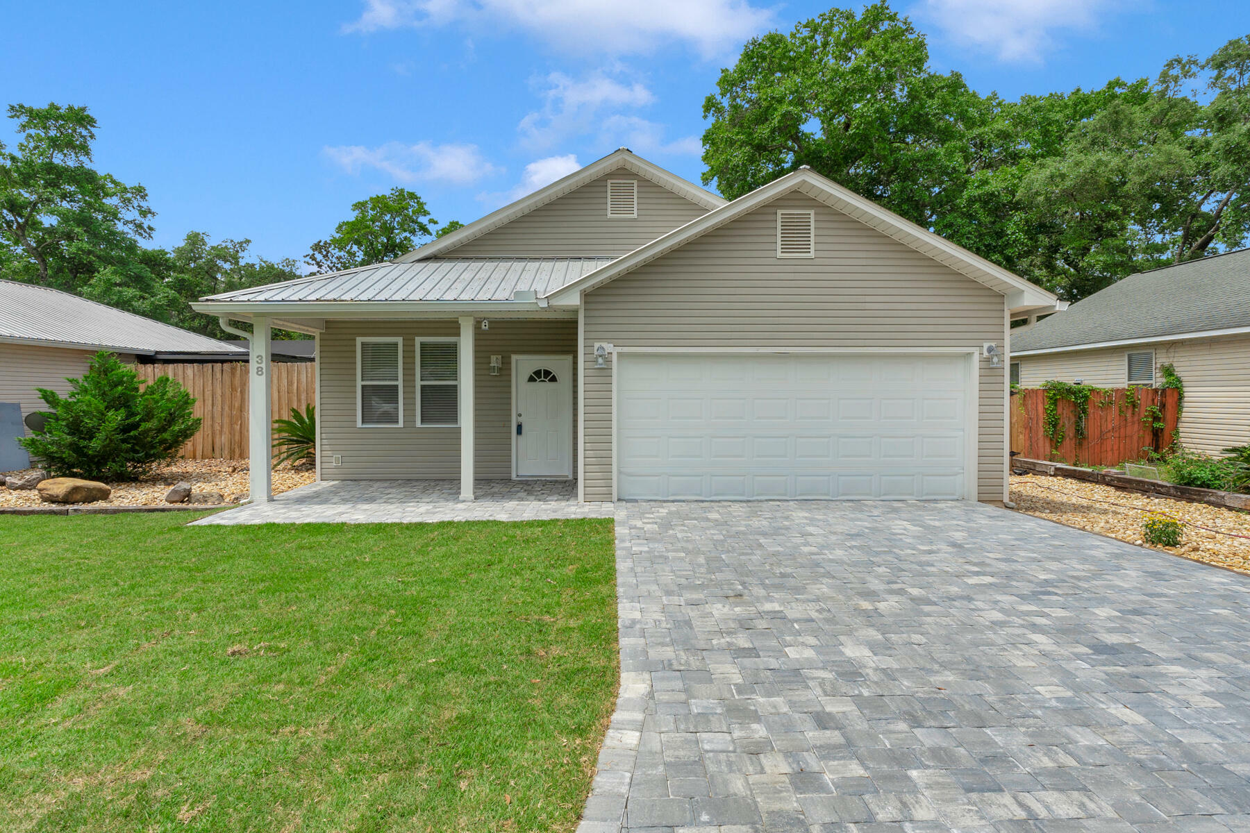 Property Photo:  38 Virginia Court  FL 32578 