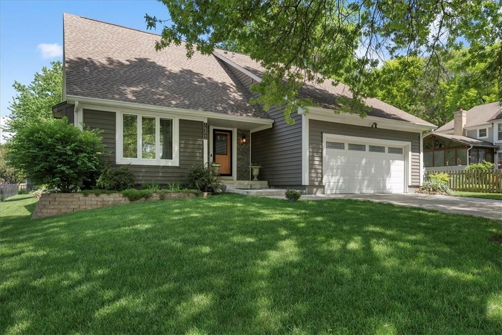 Property Photo:  16200 W 145th Terrace  KS 66062 