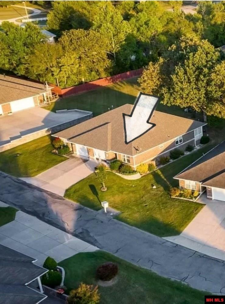 Property Photo:  1567 Meadowhill Drive  AR 72653 